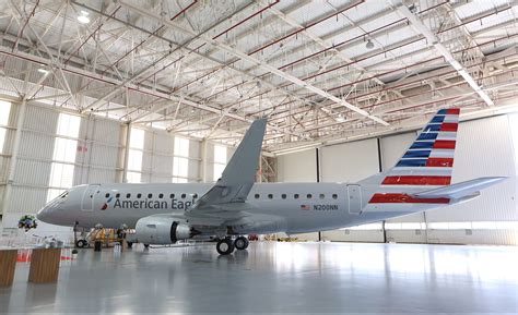 Embraer E American Airlines Assinam Contrato Para 15 Jatos E175 Poder