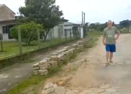 Morador do bairro Nossa Senhora de Fátima aguarda há dois anos que