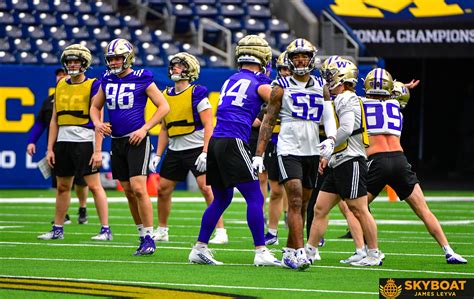 Washington Huskies 2024 Cfp National Championship Saturday Practice