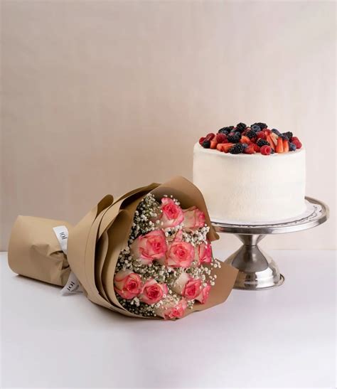 Berry Cake Pink Roses Bundle By Sugar Daddy S Bakery In Amman Joi Gifts