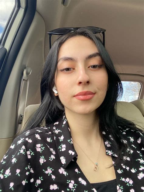 bilge adli kullanicinin foto panosundaki pin