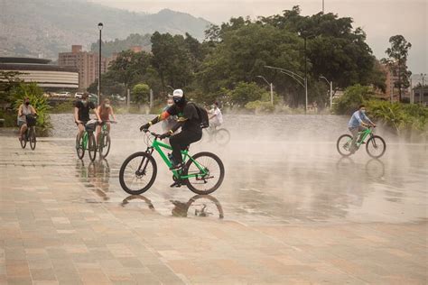 Tour En Bicicleta Por Medell N Hellotickets