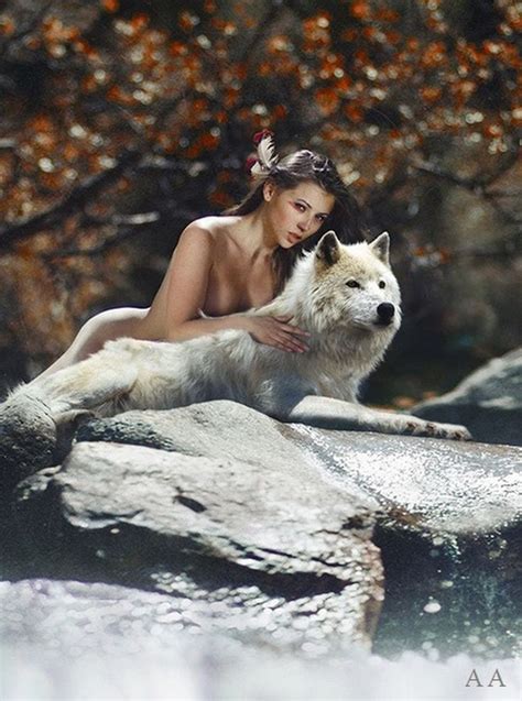 Pin By Carmin Ortiz On Mujer And Lobos Wolves And Women Beautiful