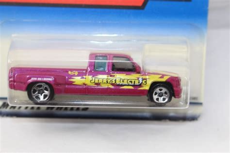 Hot Wheels Customized C 3500 Jerrys Electric 1027 Pinkyellow Truck 5