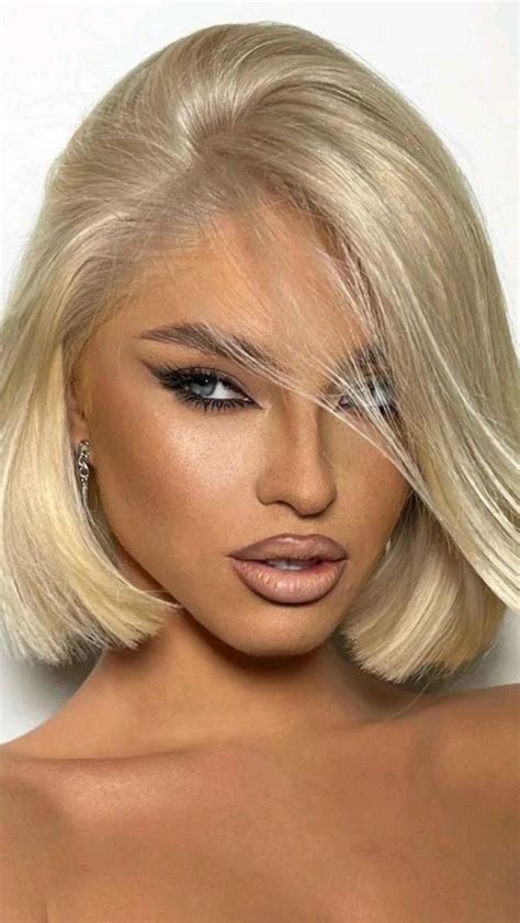Examples Of Platinum Blonde Hair That Actually Look Natural Artofit