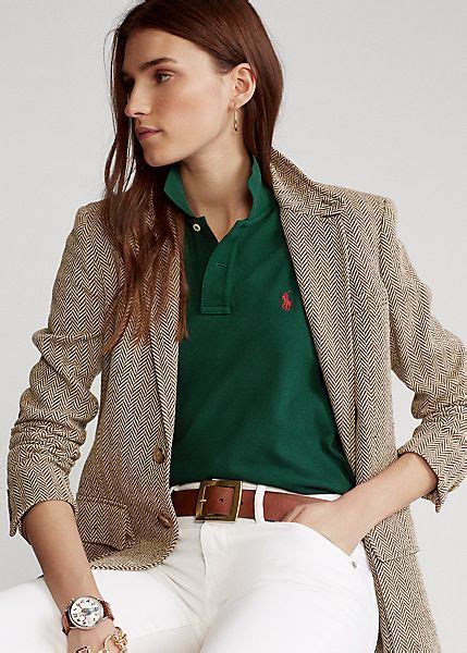 Preppy Aesthetic How To Get The Ivy League Look Polo Outfits For Women Polo Shirt Outfits