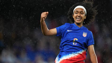 Who Is Lily Yohannes Meet The 17 Year Old Usa Commit Who Scored In Her