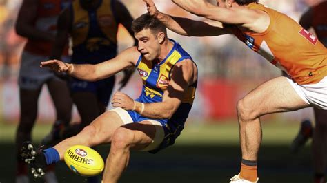 Three Word Analysis Of Every West Coast Eagles Player In Home Opener