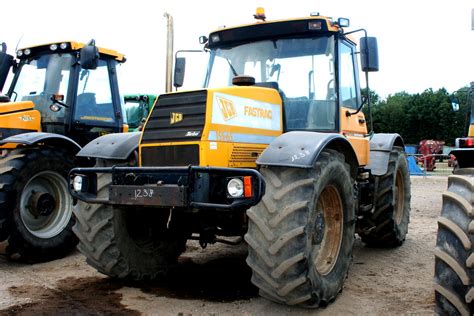 Jcb Fastrac Specs Engine Transmission Dimensions