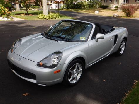 2000 Toyota MR2 Spyder Standard Factory Package | Hemmings.com