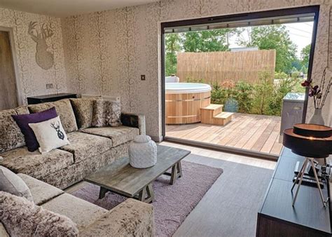 19 Best Lodges With Hot Tubs Yorkshire In 2023 Best Lodges With Hot Tubs