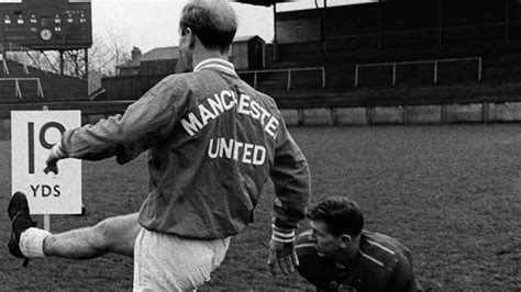 El Día En El Que Una Leyenda Del Manchester United Jugó Al Fútbol