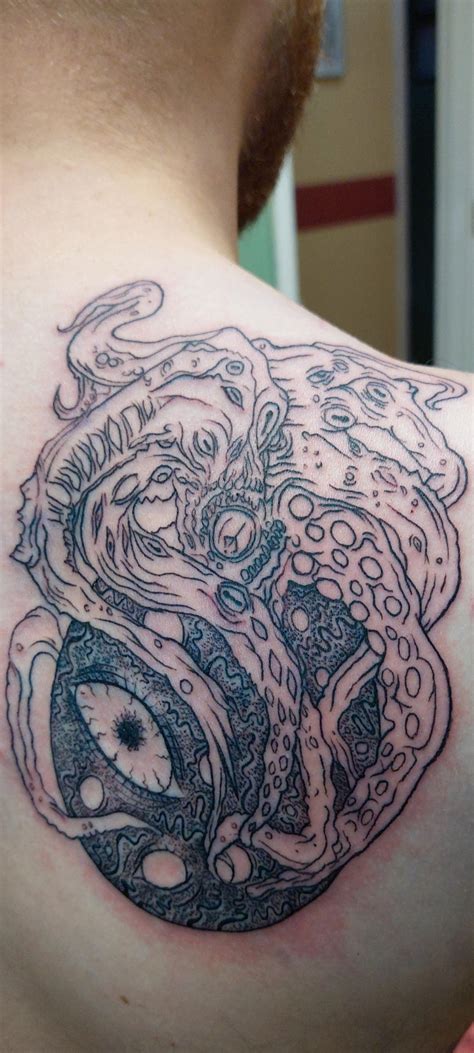 Session 1 for my cosmic horror themed tattoo is complete! : r/cosmichorror