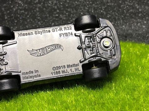 Hot Wheels Nissan Skyline R32 GTR Loose Super Treasure Hunt 2019 STH Hobbies Toys Toys