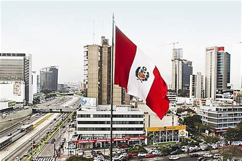 CCL Economía peruana crecería 2 7 en primer trimestre del 2022