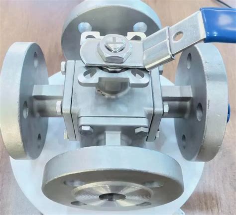 SS304 316 4way ANSI Flanged With Direct Mounting Pad Ball Valve China