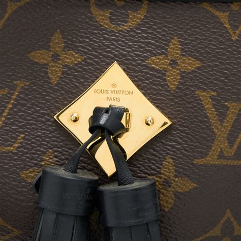 Louis Vuitton Crossbody Camera Bag Monogram Canvasblack Leather Ghw