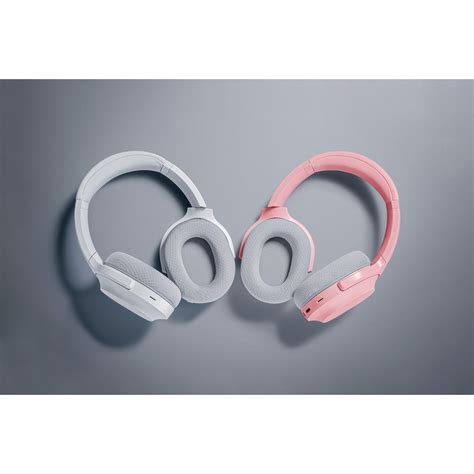 Razer Barracuda Wireless Gaming Headset Pink