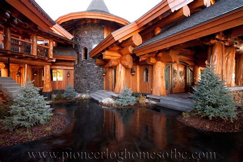 Big White Log Home Custom Built Log Homes Pioneer Log Homes Of Bc