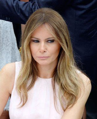 Devinez Qui A Balanc Les Photos De Melania Trump Nue Au New York Post