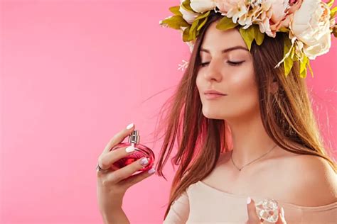 Melhores Perfumes Femininos Ideais para Usar no Verão