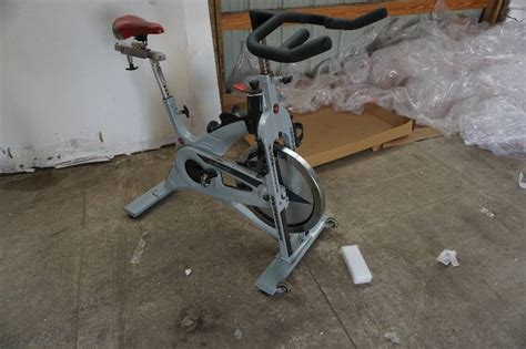 Stairmaster Schwinn Cybex Maxicam Fitness Equipment And Free Weights K Bid