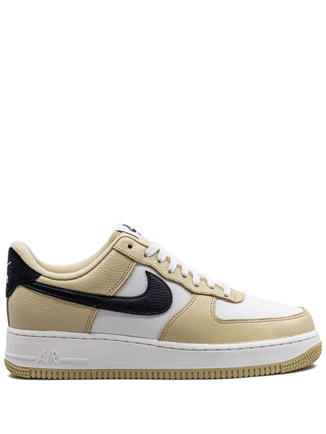 Nike Tenis Air Force 1 07 LX Low Team Gold Dorado FARFETCH MX