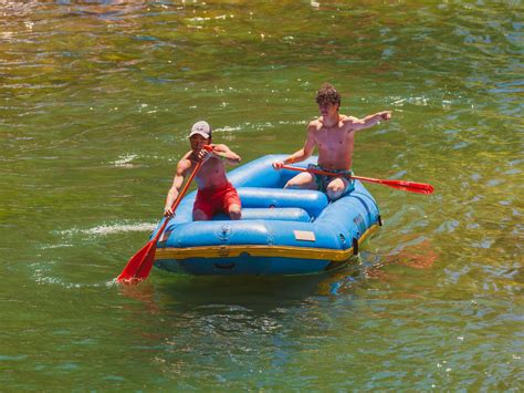 Truckee River Raft Company | Lake Tahoe Rafting on Truckee River