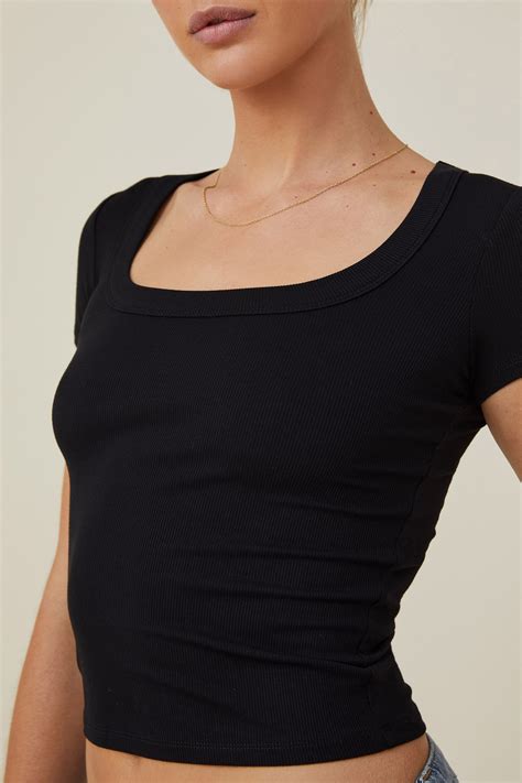 Staple Rib Scoop Neck Short Sleeve Top