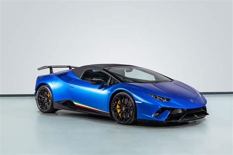 Lamborghini Huracán Performante Spyder Alphadrive Supercar Hire