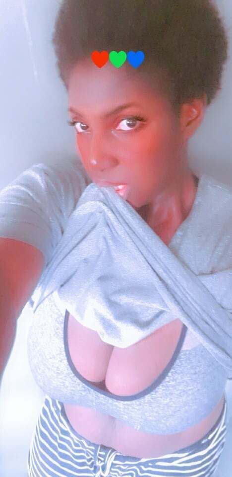 Busty Nigerian Milf Thot ShesFreaky