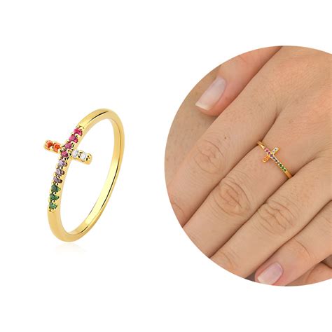 Anel cravejado micro zircônias coloridas Banhado a Ouro 18k