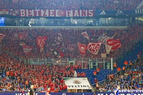 Ultras Gelsenkirchen U Ern Sich Zu Choreografie Verbot Faszination