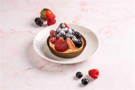 Fresh fruit tart – BelleViePastries