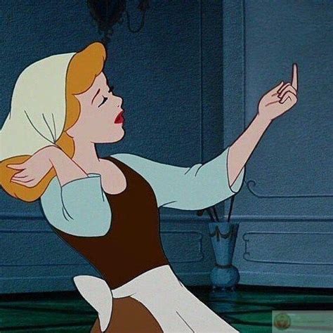 Ngón giữa meme fuck you ảnh chế bựa khiến bạn cười té nách