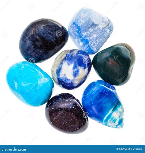 Pila De Piedras Preciosas Minerales Naturales Azules Aisladas Foto De