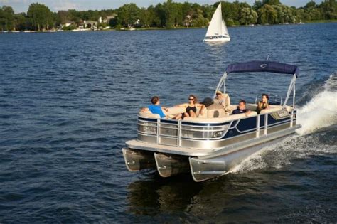 17 of the Best Pontoon Boat Brands