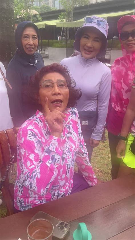 Susi Pudjiastuti On Twitter Rejeki Anak Sholeh Hari Libur Capek