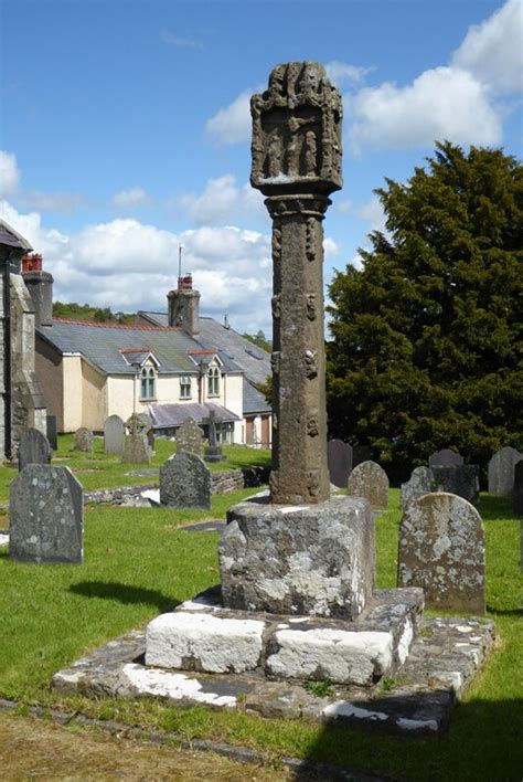 Churchyard Cross Philip Halling Cc By Sa 2 0 Geograph Britain And