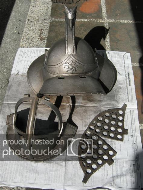 Thraex Gladiator Helmet | RPF Costume and Prop Maker Community