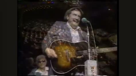 Boxcar Willie gets introduced as a Grand Ole Opry regular member - YouTube