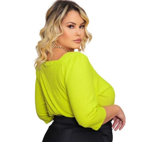 Blusinha Feminina Cropped Plus Size Decote Franzido Malha Canelada