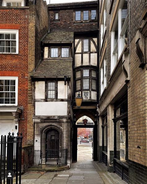 Pin On Anglophile 6 Beautiful Buildings Old Buildings Architecture