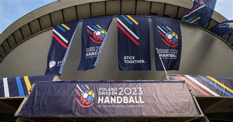 Handball Titelverteidiger Dänemark bei WM locker weiter Handball