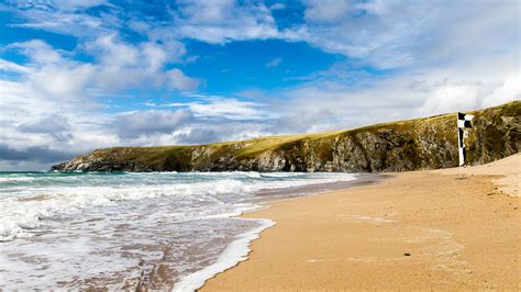 Holywell Bay Beach - Lifeguarded beaches