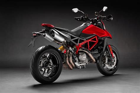 Motorrad Vergleich Ducati Hypermotard Rve Vs Ducati