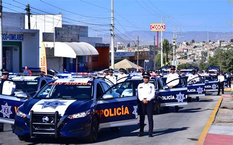 Entregan patrullas y equipamiento a la Policía municipal El Sol del