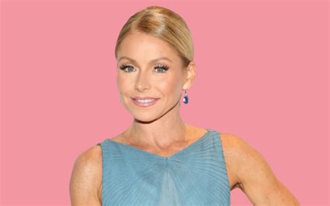 Kelly Ripa Defies Age In Makeup Free Selfie On Instagram Parade