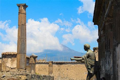 Day Trip To Pompeii Positano And Amalfi Coast Semi Private Tour