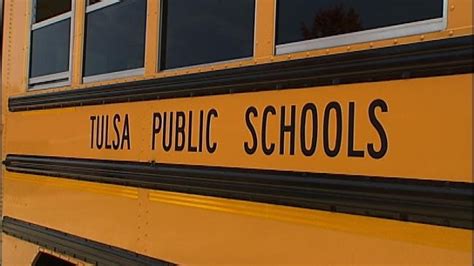 Tulsa Public School Considering Change To School Calendar